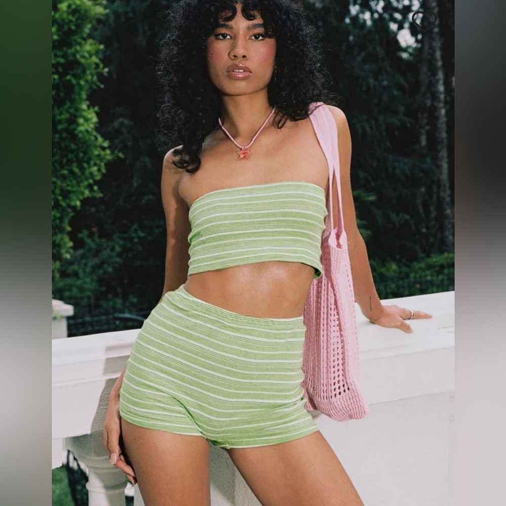 Princess Polly NWT POOL PARTY KNIT TOP GREEN STRIPE strapless top w/elastic band